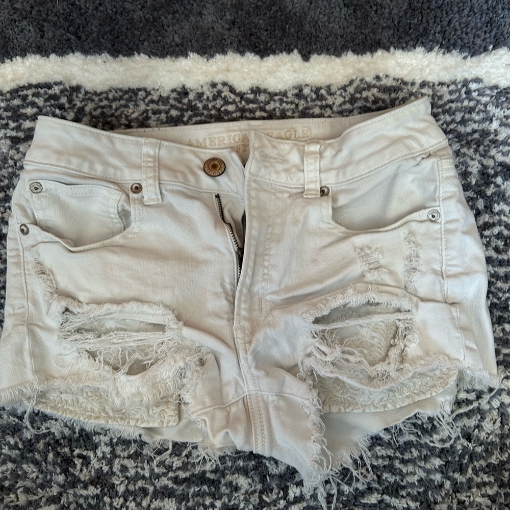 American Eagle jean shorts size 6